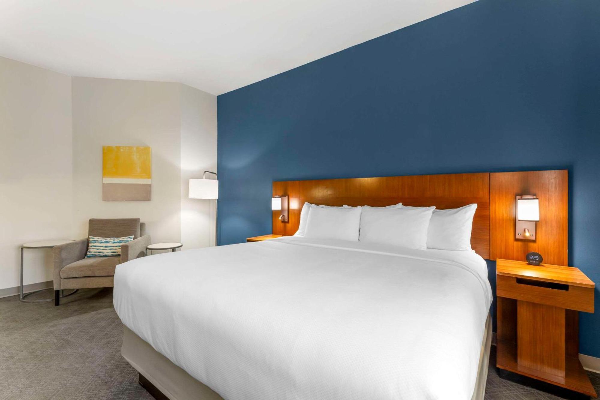 Comfort Inn & Suites Akron South Eksteriør billede