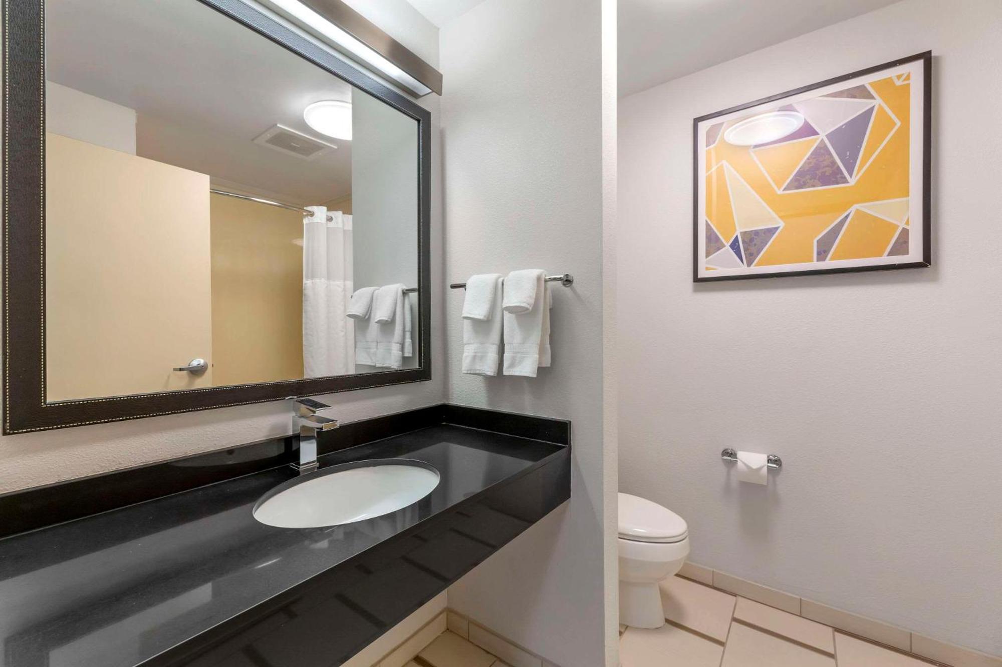 Comfort Inn & Suites Akron South Eksteriør billede