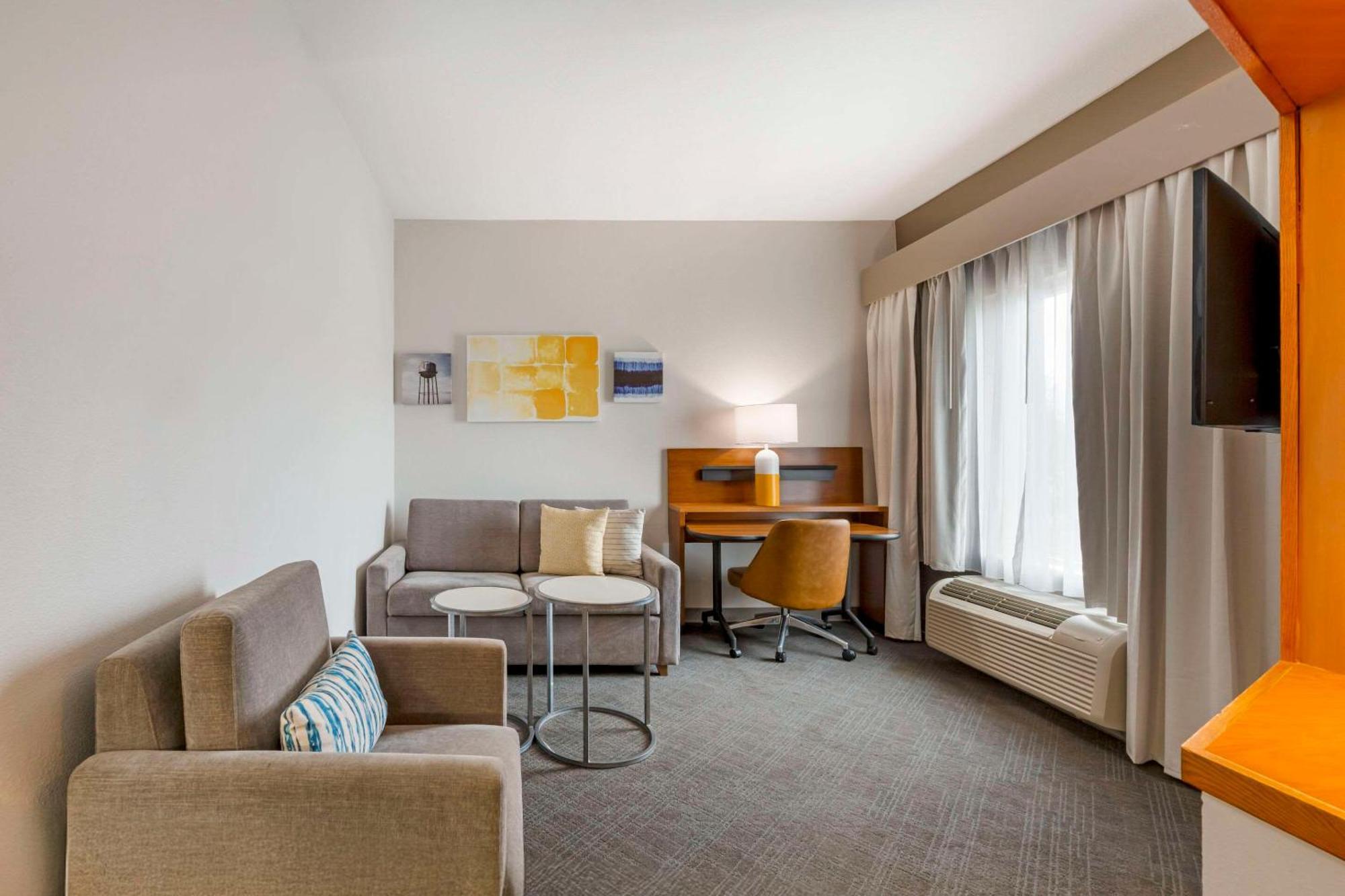 Comfort Inn & Suites Akron South Eksteriør billede