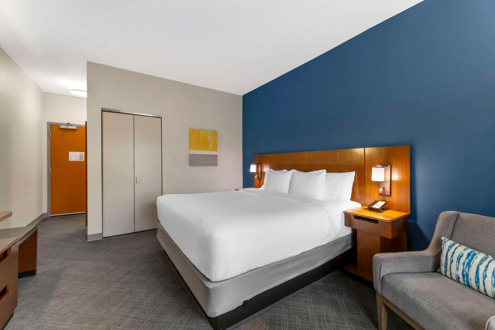 Comfort Inn & Suites Akron South Eksteriør billede
