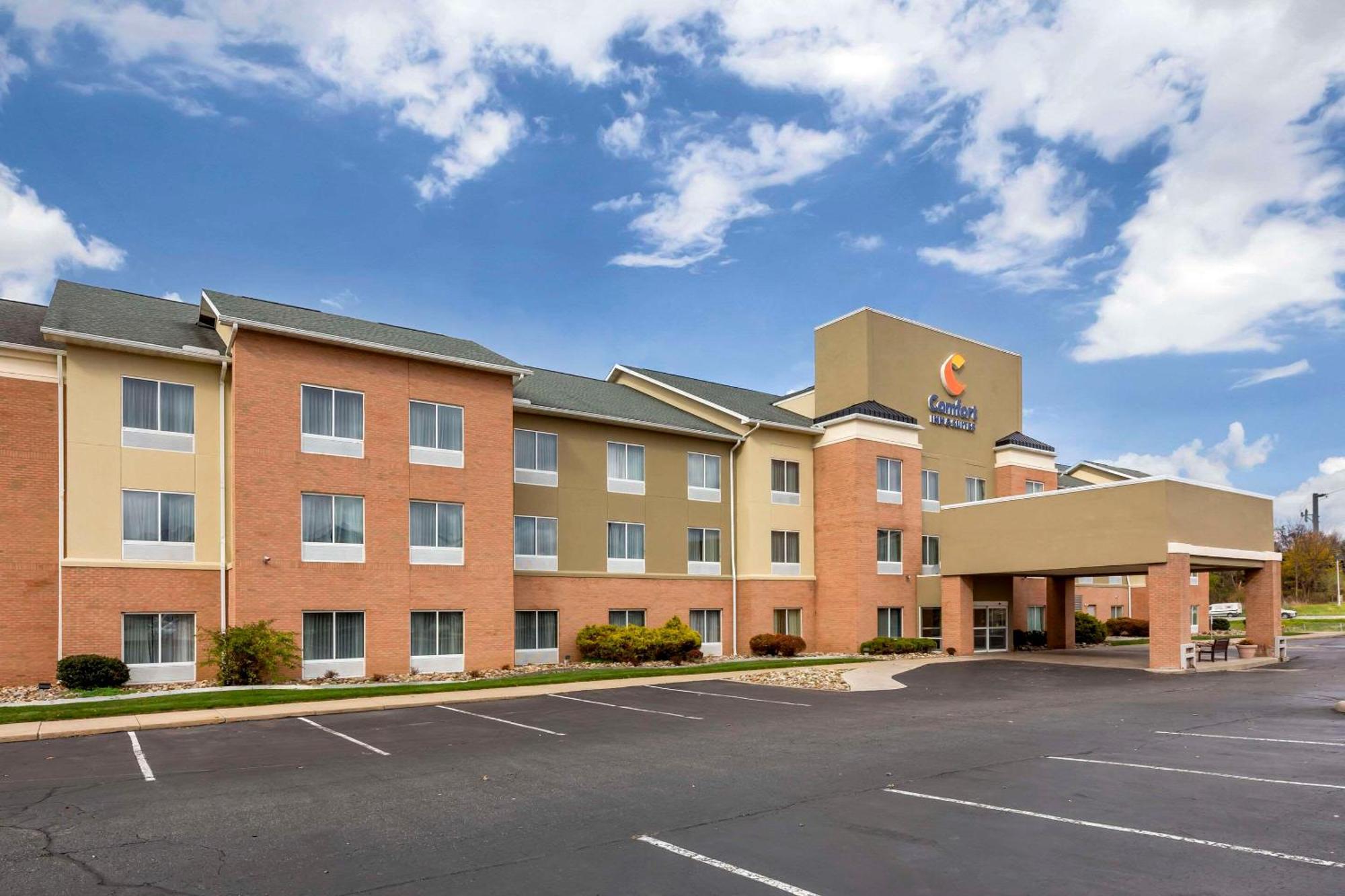 Comfort Inn & Suites Akron South Eksteriør billede