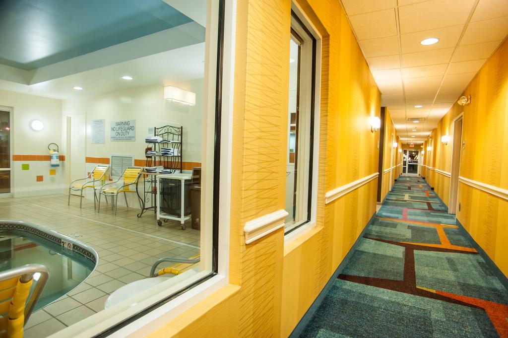 Comfort Inn & Suites Akron South Eksteriør billede